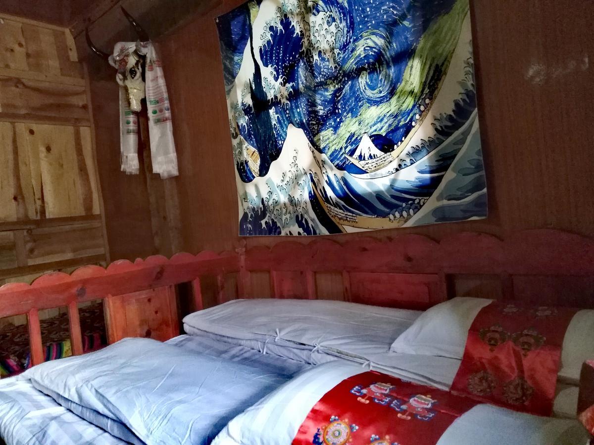 Zishuo Zihua Guest House Daocheng Exteriör bild
